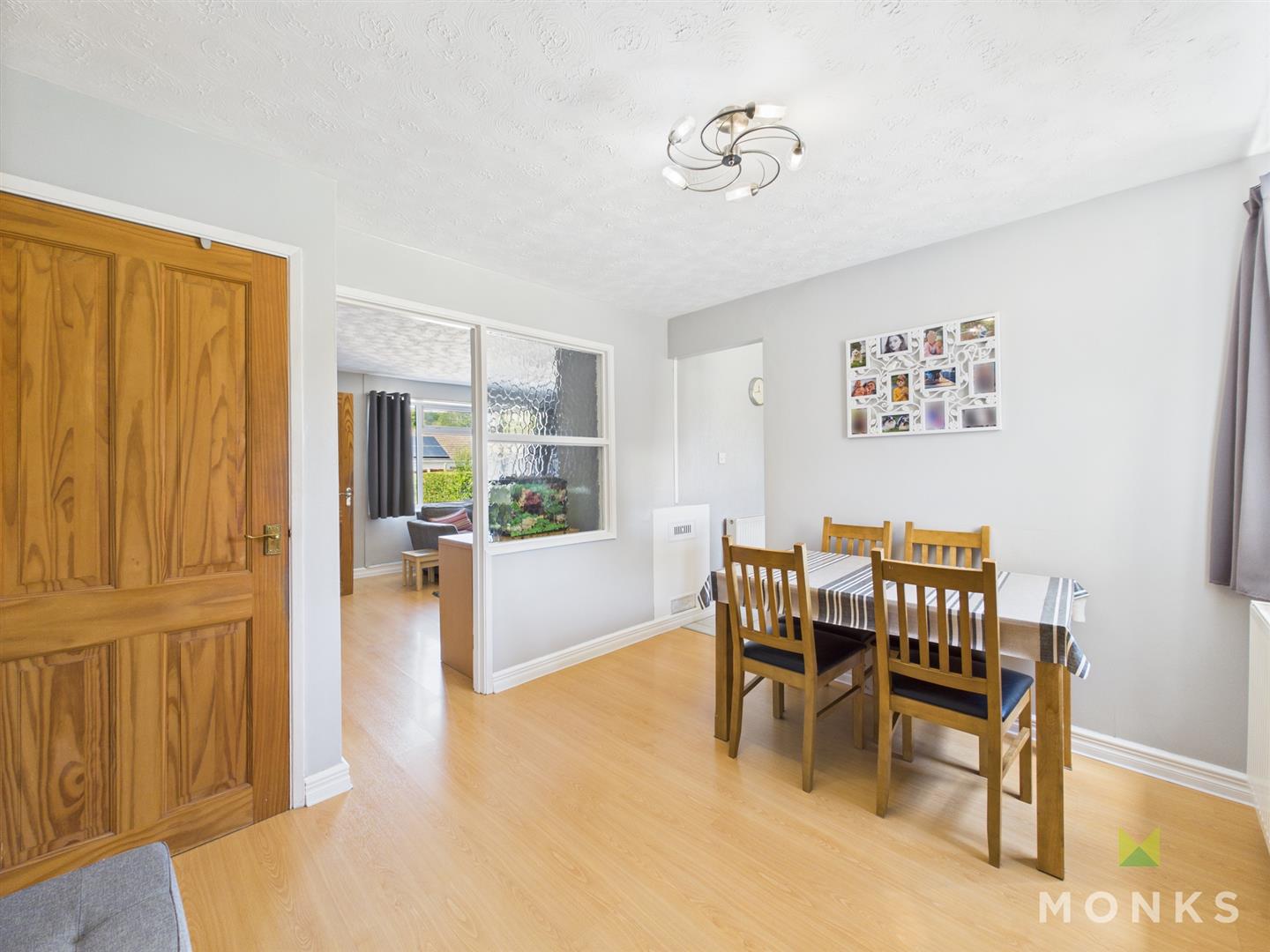 25 Langland Road, Oswestry, SY11 2DN SSTC